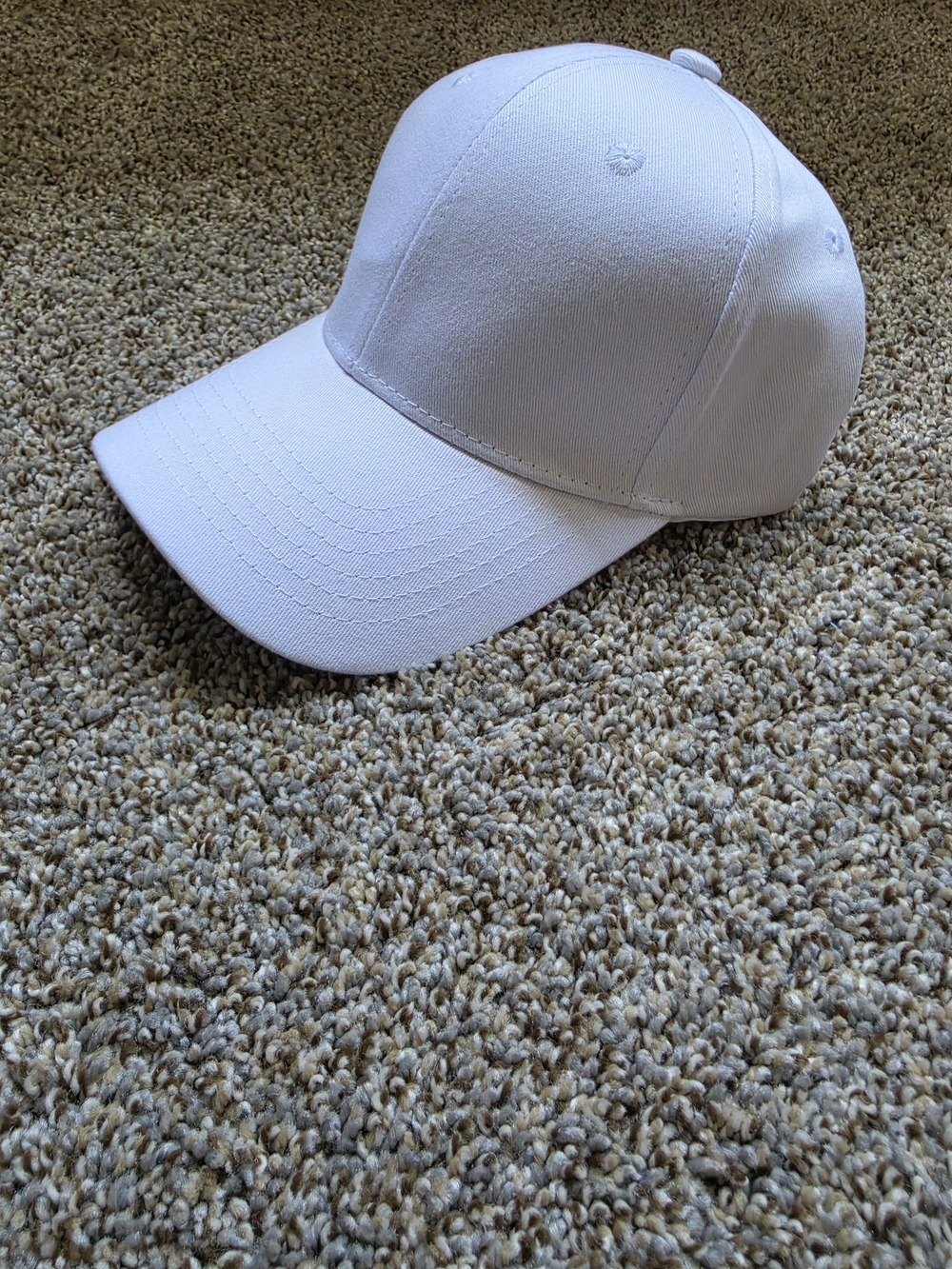 Classic White Men's Baseball Cap